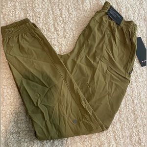 lululemon License to Train Cargo Jogger
